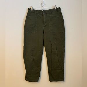 NWOT Universal Thread Women's 10 Olive Green Barrel Leg Pants
